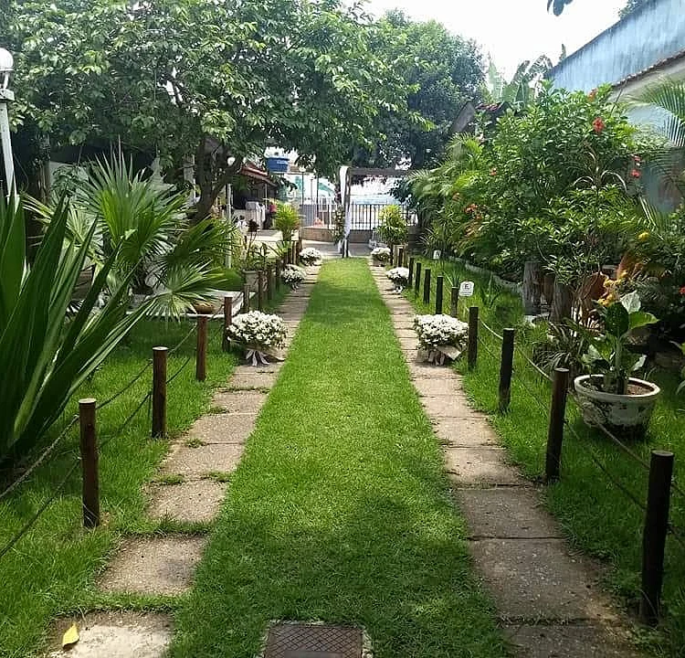 Paradise Party Space